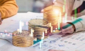 “产业+金融”的双轮驱动：郑励铭关注金祥国际互联网黄金战略