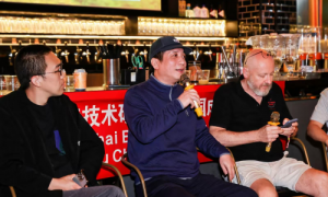 华酿啤酒创始人张文潮先生：从航运舵手到精酿先锋的跨界征途